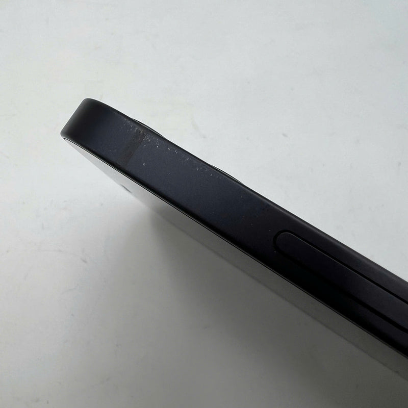 iPhone 12 128GB Black 98% battery 100% The device has paid off all network fees and is used like an Apple International (Battery replaced, dark edges, scratched orange edges) - HH7021 