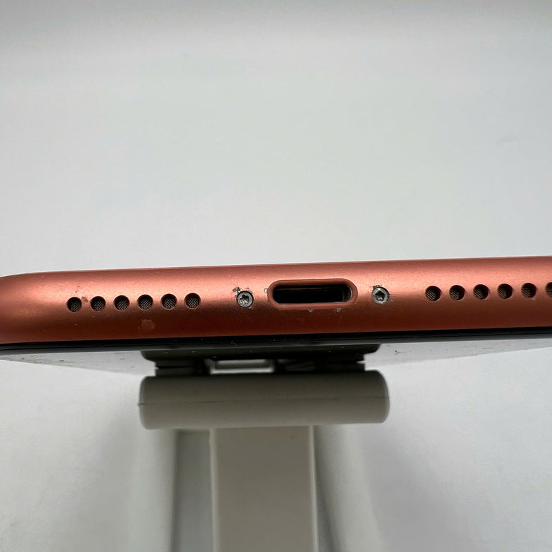iPhone Xr 64GB Cam 98% battery 100% The device has paid off all network bills and is used like an Apple International (Replaced battery, scratched edges, scratched orange edges, 1 spot) - HH4310 