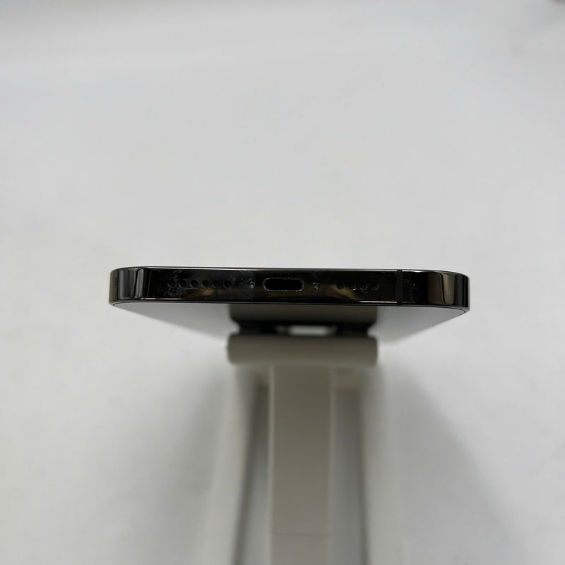 iPhone 12 Pro Max 256GB Black 98% battery 100% The device has paid off all network fees and is used like an Apple International (Battery replaced, back cover darkened, edges scratched, 2.5x spots) - HH0322 