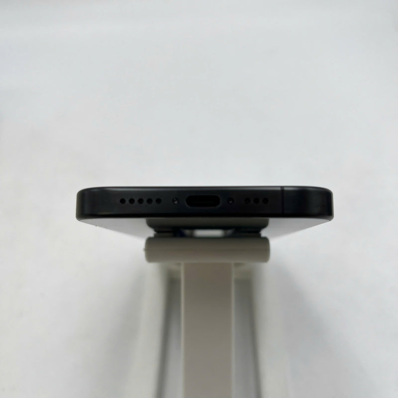 iPhone 15 Pro 256GB Black 98% battery 100% International from AU (No AU sim - Battery replaced, 0.5x spots) - HH6093 