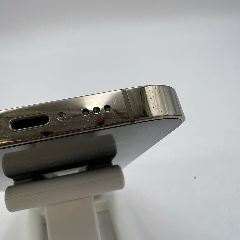 iPhone 14 Pro 256GB Gold 98% battery 100% International from AU (No AU sim - Battery replaced, 0.5x/3x spots, scratched screen, scratched edges, scratched orange edges) - HH3343 