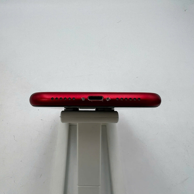 iPhone 11 256GB Red 98% battery 100% The device has paid off all network fees and is used like Apple International (Replaced battery, 1x spot, scratched edges, scratched orange edges) - HH7038 