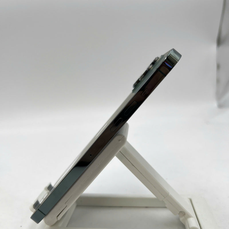 iPhone 13 Pro Max 256GB Green 98% battery 100% International from SB (No SB sim - Replaced battery, scratched charging port edge) - HH3642 