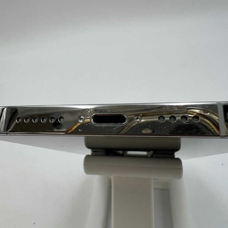 iPhone 13 Pro Max 128GB White 98% battery 100% International from DCM (No DCM sim used - Replaced battery, scratched edges, scratched orange edges, 1x spot) - HH3268 