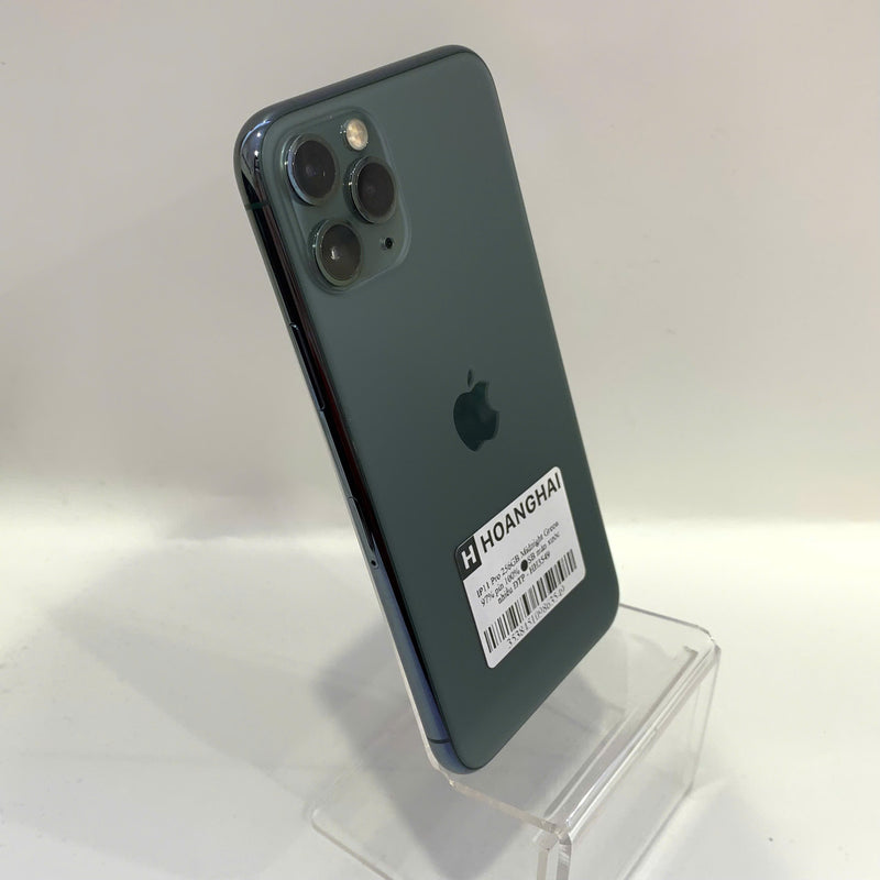 iPhone 11 Pro 256GB Green 97% battery 100% The device has paid off all network fees and is used like an Apple International (many scratches on the screen, DTP) - HH3549 