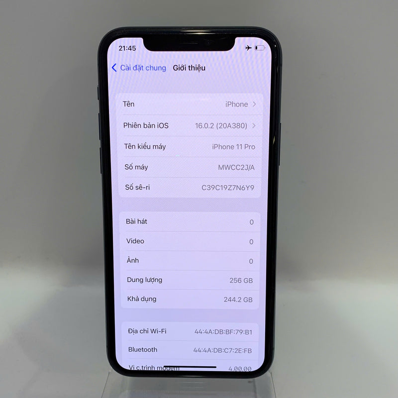 iPhone 11 Pro 256GB Green 97% battery 100% The device has paid off all network fees and is used like an Apple International (many scratches on the screen, DTP) - HH3549 