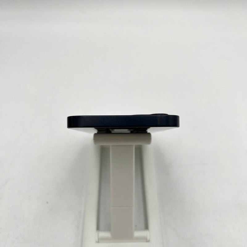 iPhone 12 64GB Black 98% battery 86% The device has paid off all network fees and is used like an Apple International (scratched edges, scratched orange edges) - HH0296 