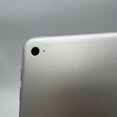 Ipad Air 2 9.7" 32GB Silver Wifi 98% battery 100% (Scratched edges, dented back, dented edges, scratched logo) 