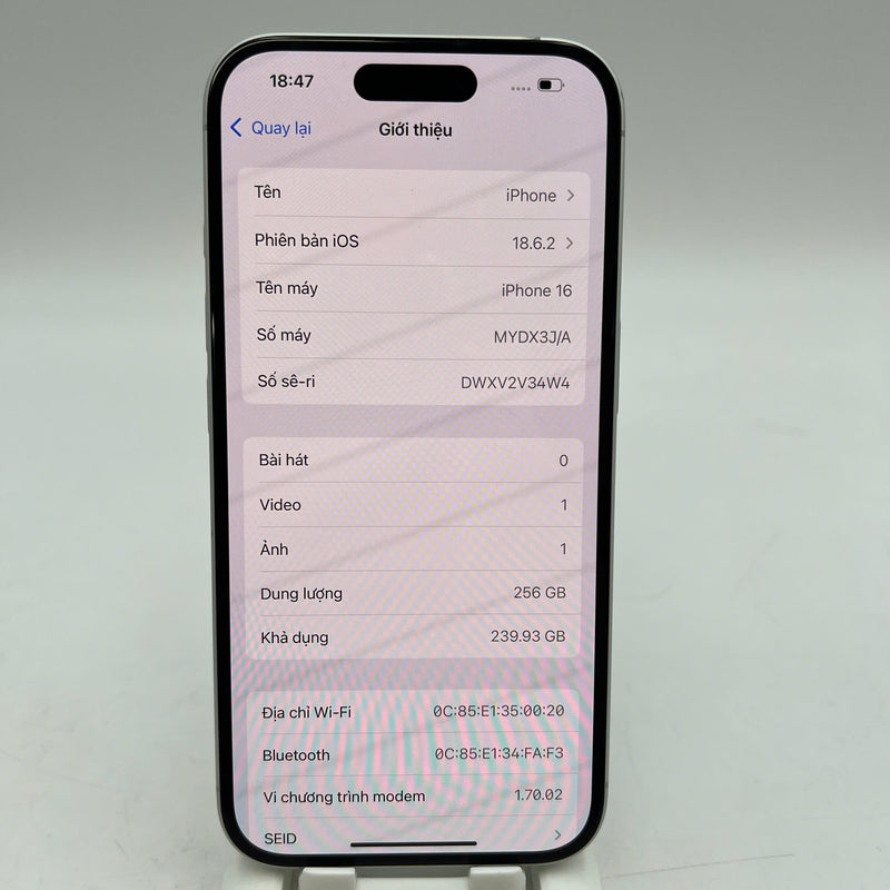 iPhone 16 256GB White 98% battery 90% Apple International (orange with purple spots, scratches on edges, scratches on screen) - HH7991 