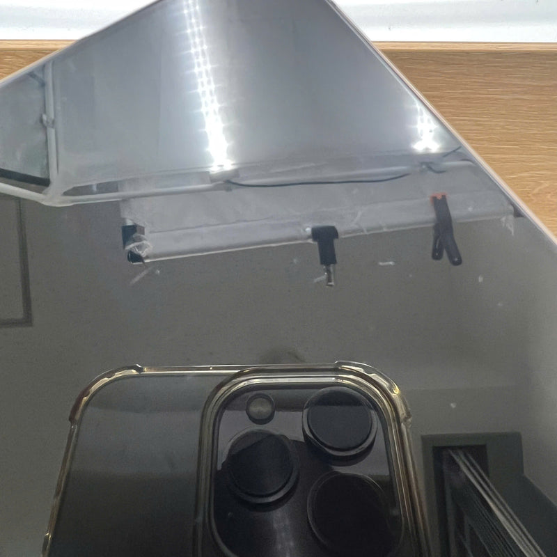 iPhone 16 Pro 128GB Desert Gold 98% battery 93% Apple International (scratched edges, dented edges, scratched screen) - HH0256 