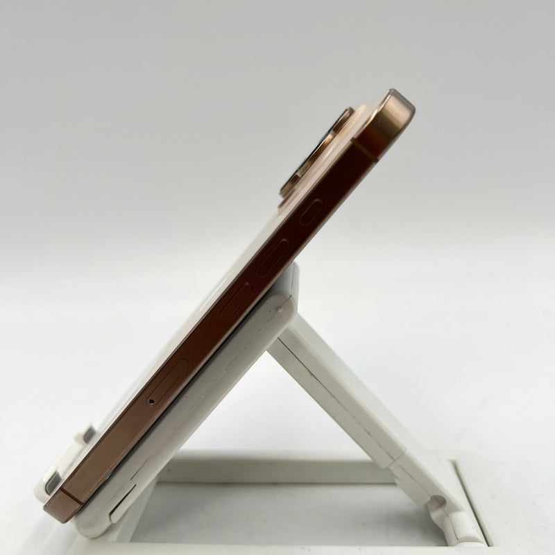 iPhone 16 Pro 128GB Desert Gold 98% battery 93% Apple International (scratched edges, dented edges, scratched screen) - HH0256 