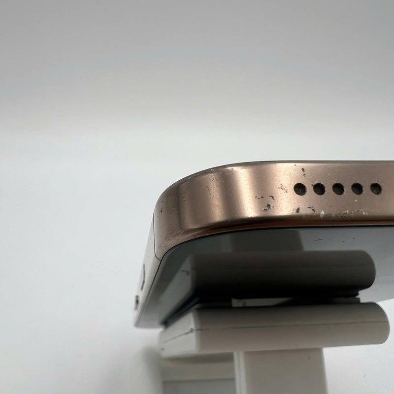 iPhone 16 Pro 128GB Desert Gold 98% battery 93% Apple International (scratched edges, dented edges, scratched screen) - HH0256 