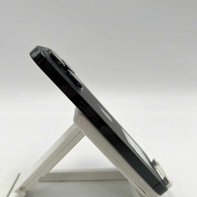 iPhone 14 Pro 256GB Black 98% battery 100% The device has paid off all network bills and is used like Apple International (scratched orange border, 0.5x/3x spots, DTP) - HH3020 
