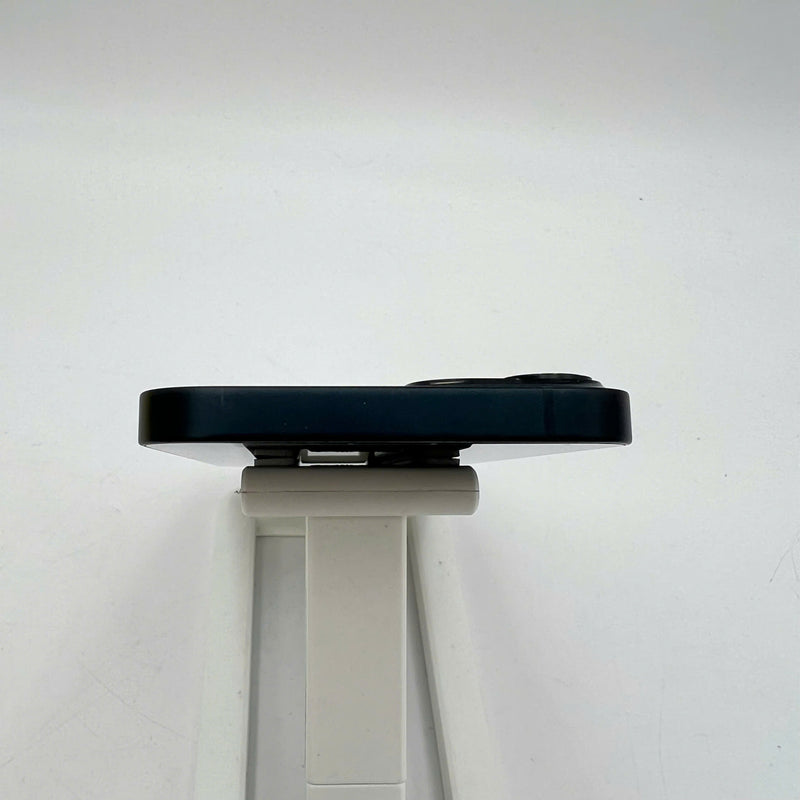 iPhone 13 128GB Black 98% battery 100% International from AU (No AU sim - Battery replaced, dark edges) - HH2955 