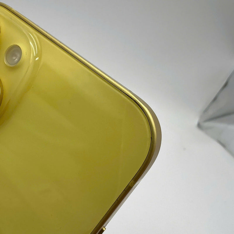 iPhone 14 128GB Gold 98% battery 100% Apple International (Battery replaced, dented edges) - HH7165 