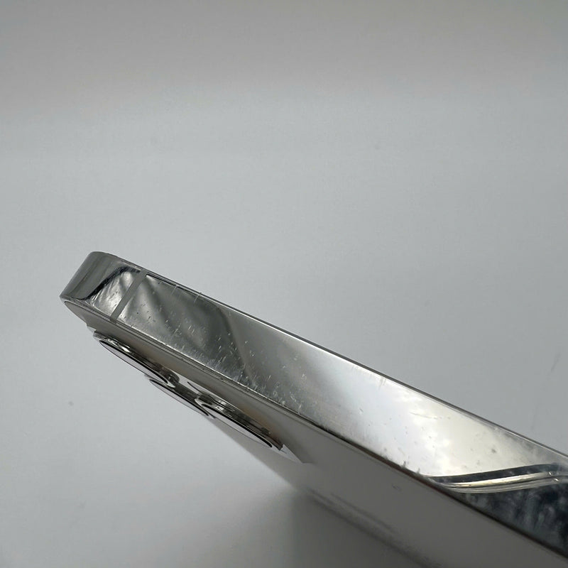 iPhone 12 Pro 128GB White 98% battery 100% The device has paid all network fees and is used like Apple International (Battery replaced, scratched edges) - HH0153 