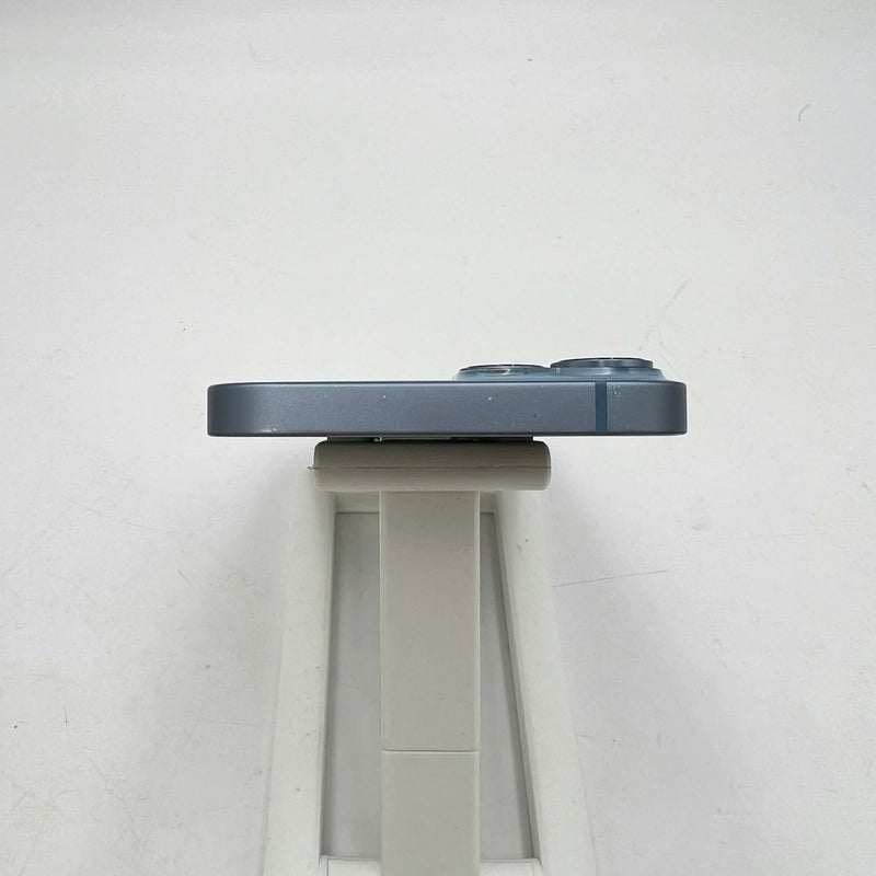 iPhone 14 128GB Blue 98% battery 100% International from DCM (No DCM sim - Replaced battery, scratched paint on the edge, scratched orange edge) - HH5710 