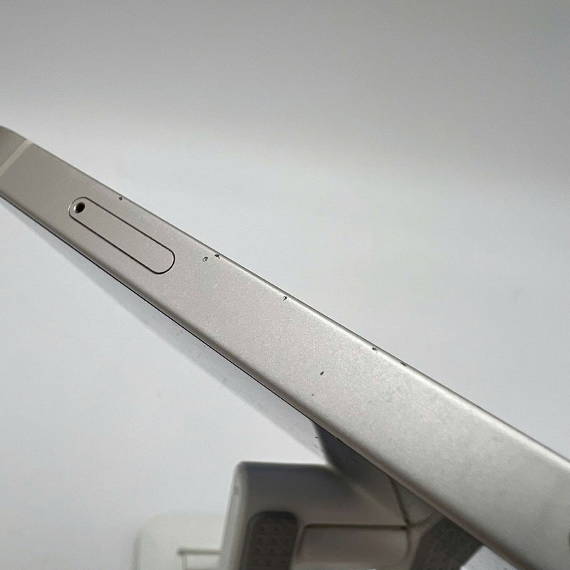 iPhone 14 256GB White 98% battery 100% International from AU (No AU sim - Replaced battery, scratched screen, scratched orange edge) - HH5659 