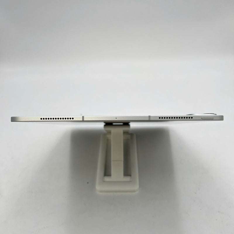 iPad Pro 2024 M4 13in 256GB Silver 5G + Wifi 99% battery 100% from SB (charged 46 times) 