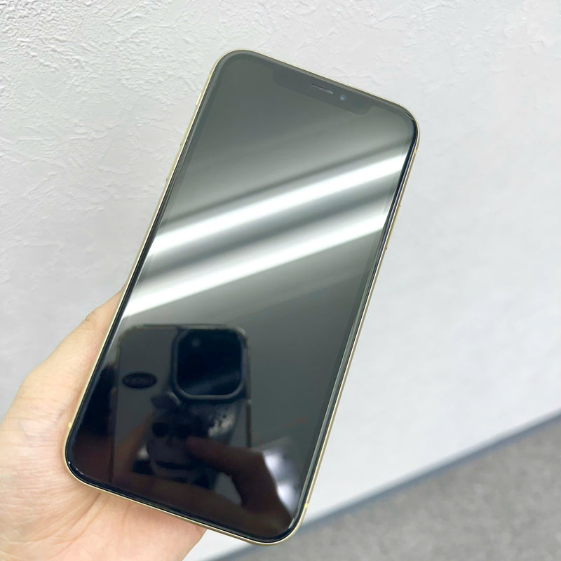 iPhone Xr 64GB Gold 98% battery 88% Apple International (scratched edges) - HH1817 