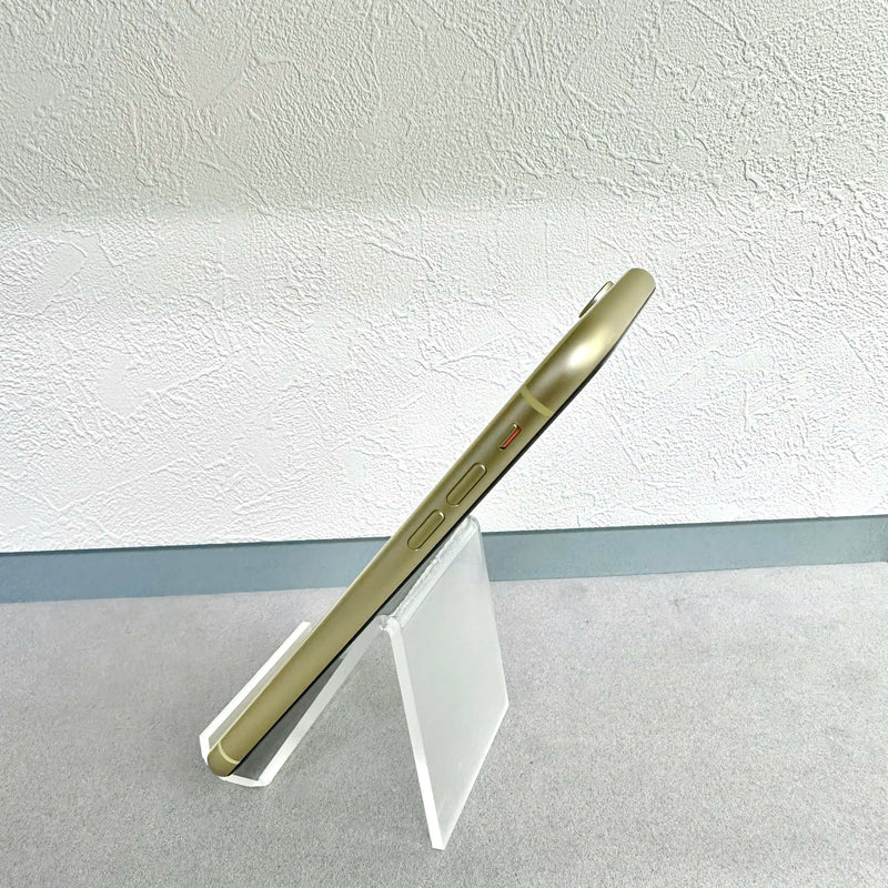 iPhone Xr 64GB Gold 98% battery 88% Apple International (scratched edges) - HH1817 