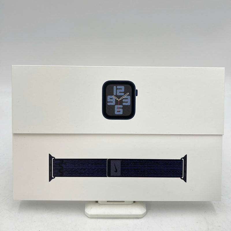 Apple watch SE2 44mm GPS Midnight Aluminum Case / Black Blue Nike Sport Loop 98% battery 100% 