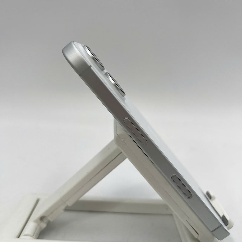 iPhone 16 128GB White 100% International Warranty from SB (No SB sim) 