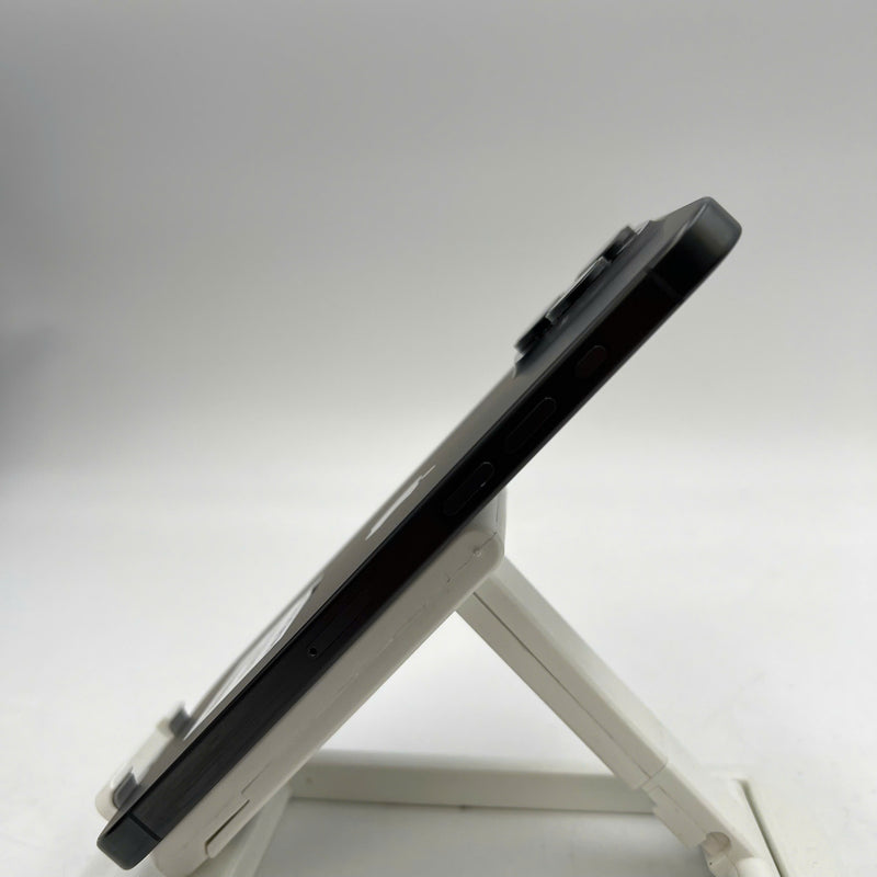 iPhone 15 Pro Max 256GB Black 98% battery 85% International from SB (No SB sim) - HH1964 