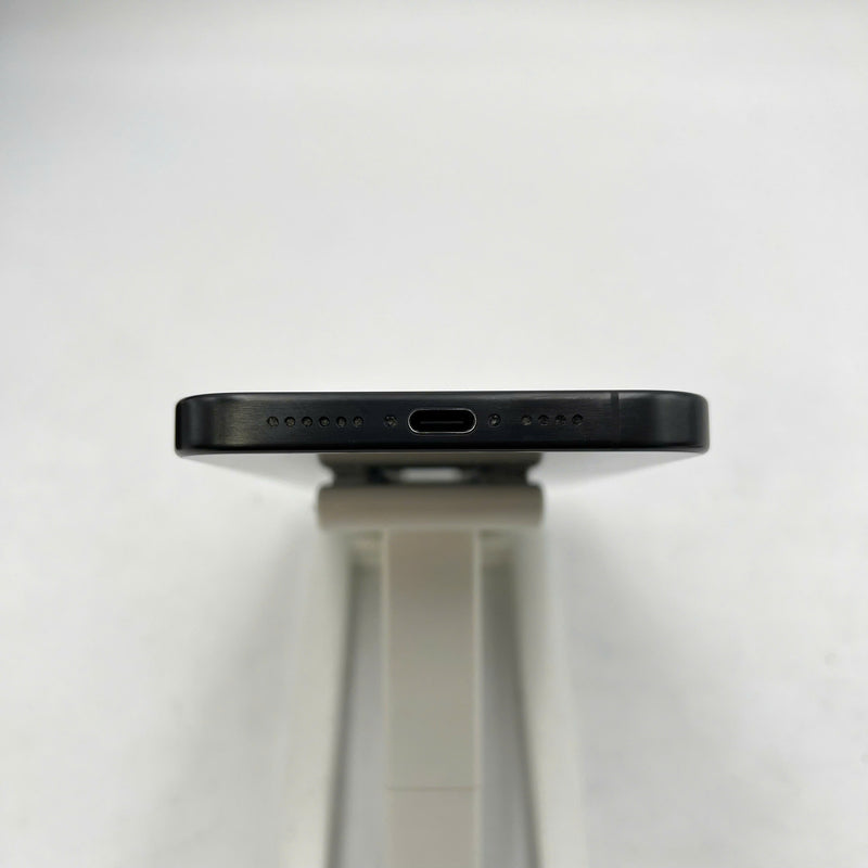 iPhone 15 Pro Max 256GB Black 98% battery 85% International from SB (No SB sim) - HH1964 