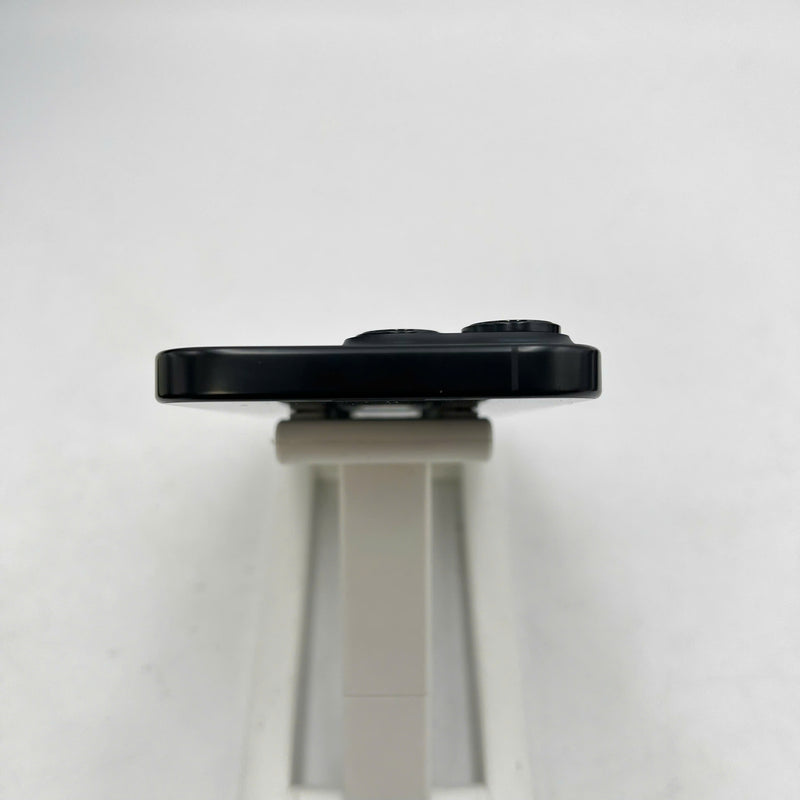 iPhone 16 Pro 128GB Black 99% battery 100% International from SB (No SB sim) - HH3838 