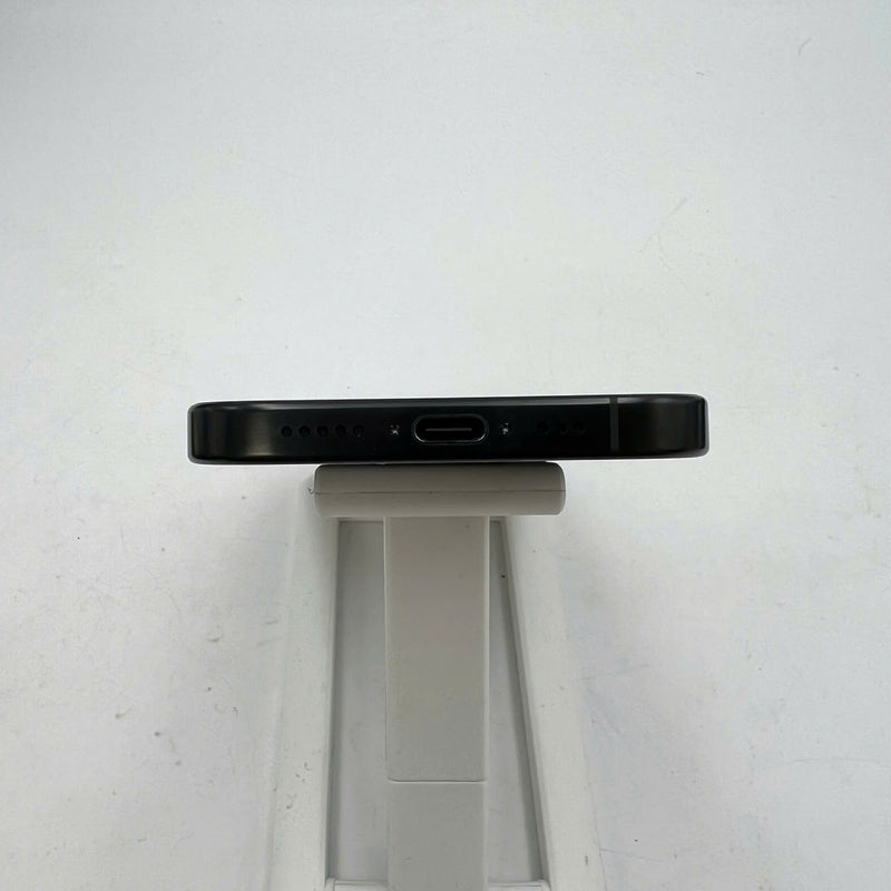 iPhone 16 Pro 128GB Black 99% battery 100% International from SB (No SB sim) - HH3838 