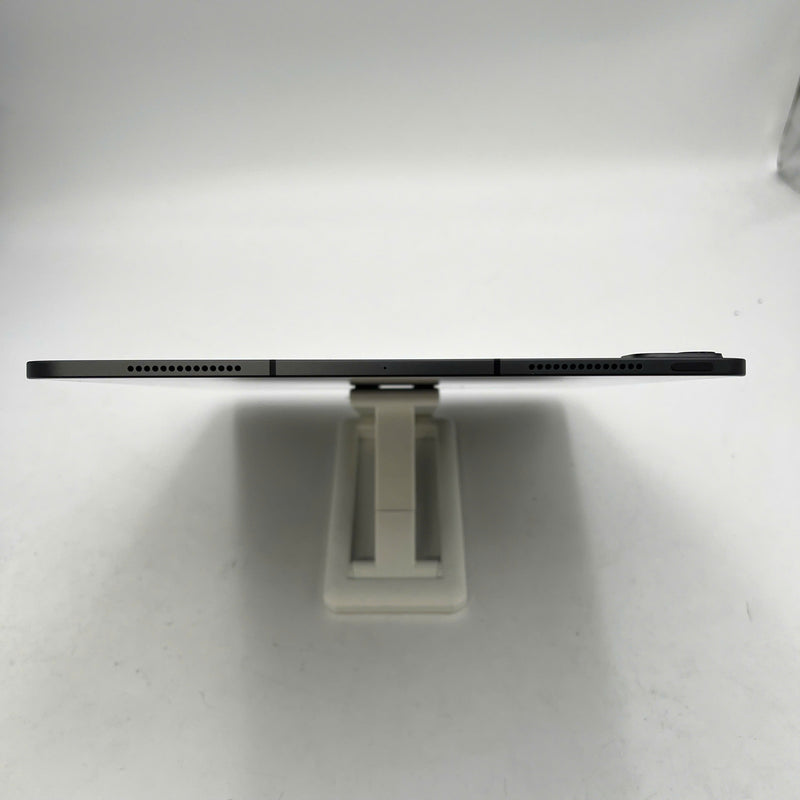 iPad Pro 2024 M4 13in 256GB Black 5G + Wifi 98% battery 95% from SB - HH2099 