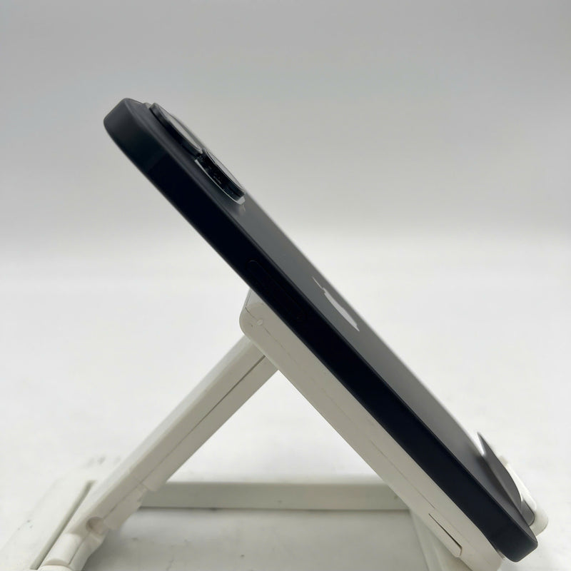 iPhone 15 128GB Black 100% International warranty from SB (No SB sim) 