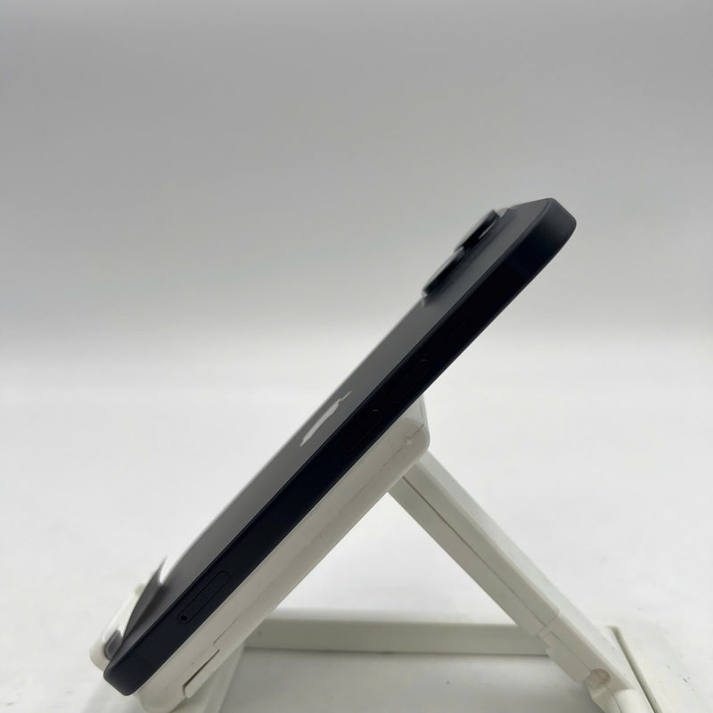 iPhone 15 128GB Black 100% International warranty from SB (No SB sim) 