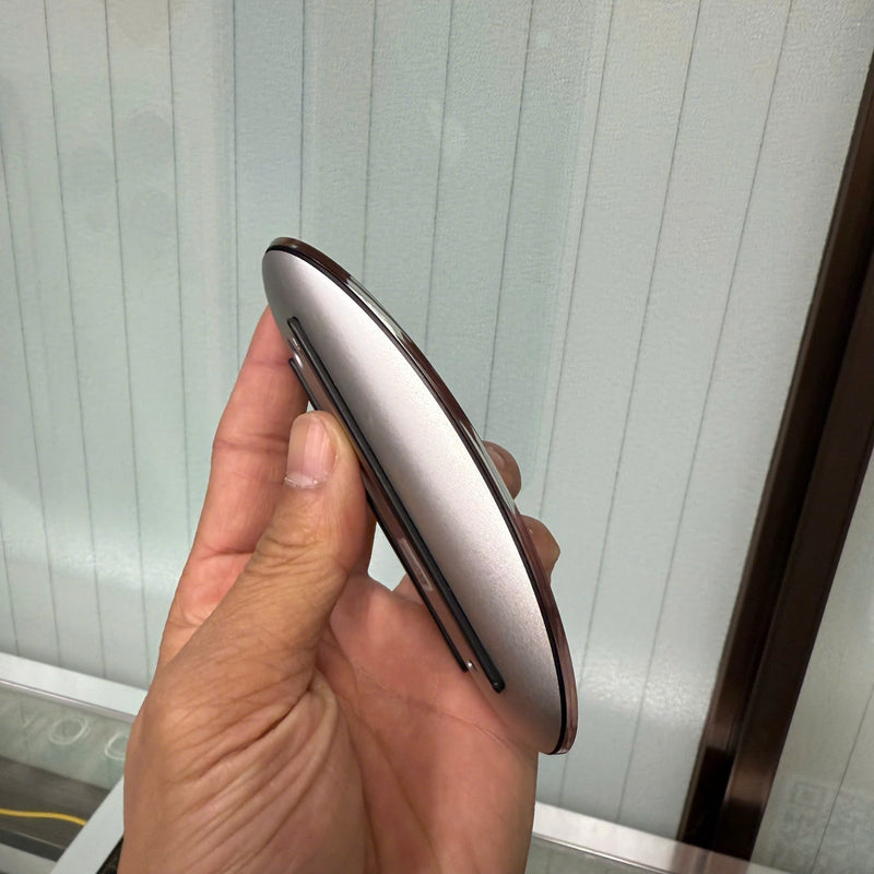 Magic Mouse 2 98% Black Like New 