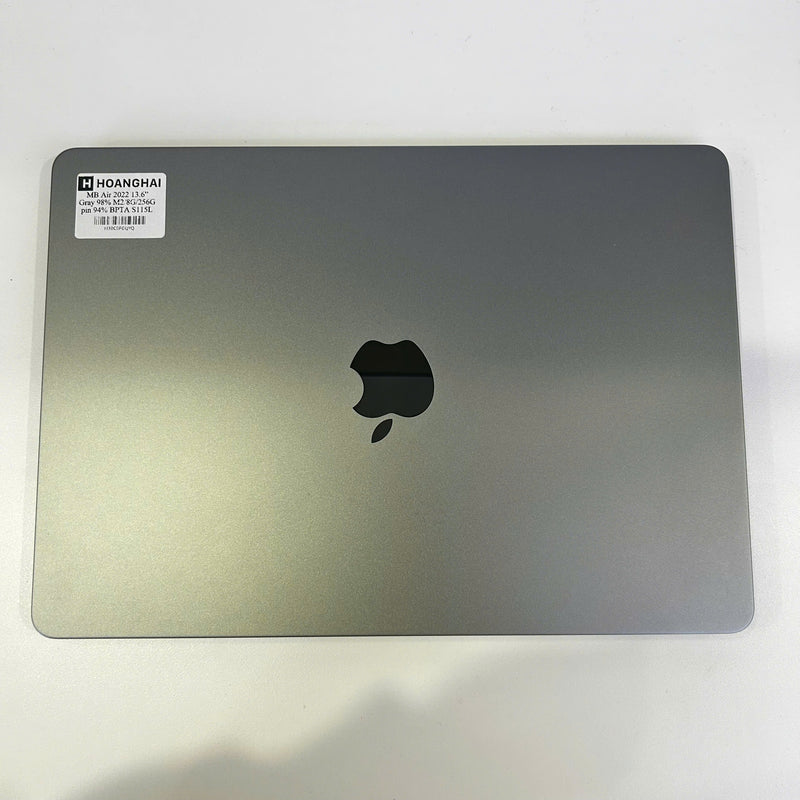 Macbook Air 2022 13.6in Gray M2/ RAM 8GB/ SSD 256GB battery 94% Charge 115 times BPTA 