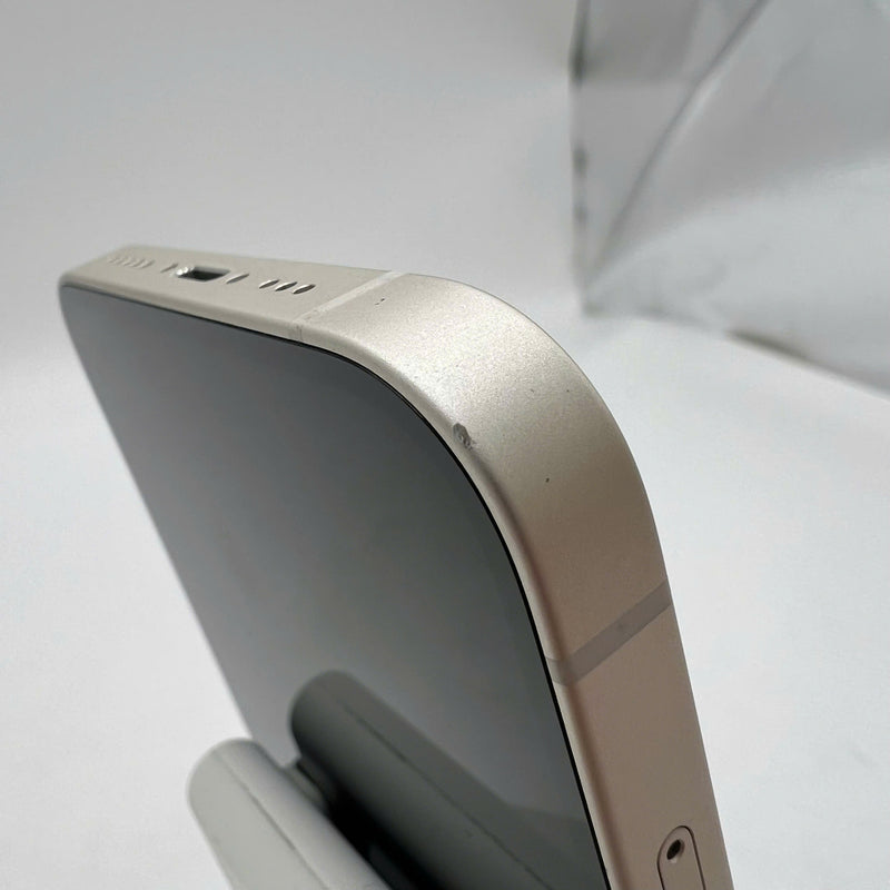 iPhone 14 128GB White 98% battery 100% International from DCM (No DCM sim - Replaced battery, scratched edges) - HH6287 