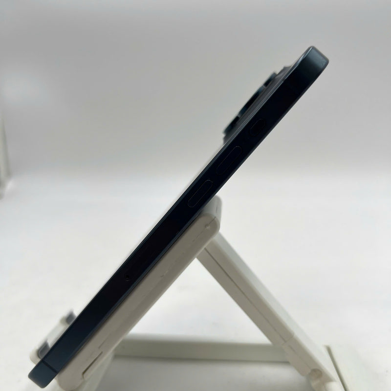 iPhone 15 Pro Max 256GB Blue 98% battery 87% International from SB (No SB sim - 0.5x spots, scratched screen, scratched back, dark edges) - HH0610 