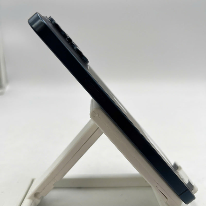 iPhone 15 Pro Max 256GB Blue 98% battery 87% International from SB (No SB sim - 0.5x spots, scratched screen, scratched back, dark edges) - HH0610 