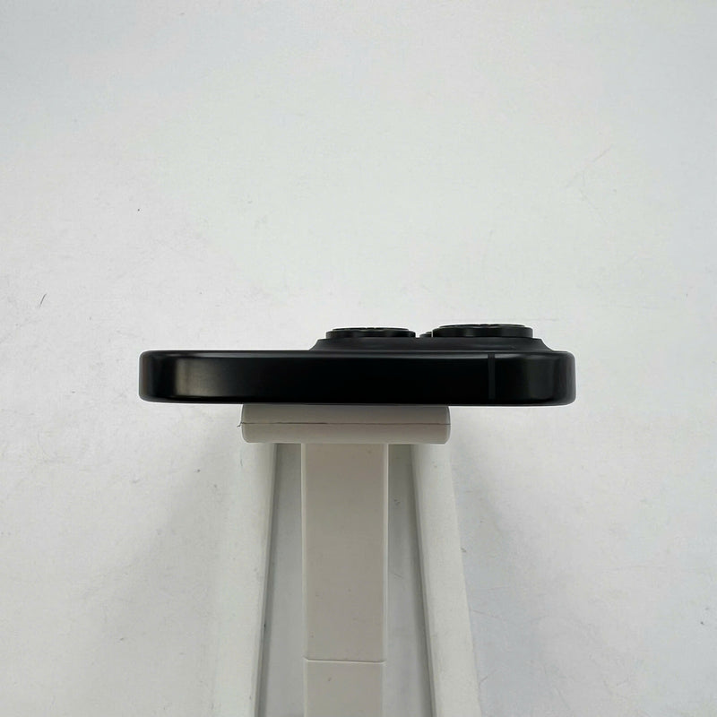 iPhone 16 Pro Max 256GB Black 98% battery 100% International from SB (No SB sim - scratched edges) - HH3946 