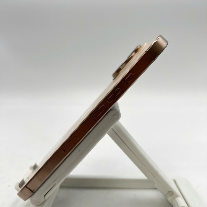 iPhone 16 Pro 128GB Desert Gold 98% battery 92% International Apple (scratched edges) - HH3841 