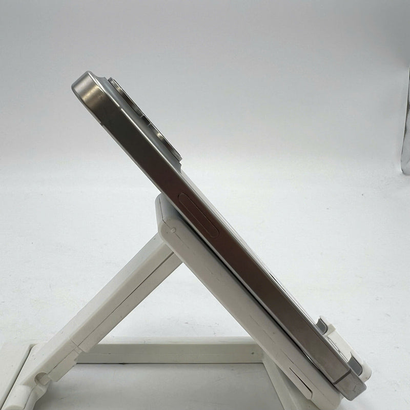 iPhone 15 Pro 128GB Natural 98% battery 86% International Apple - HH4874 