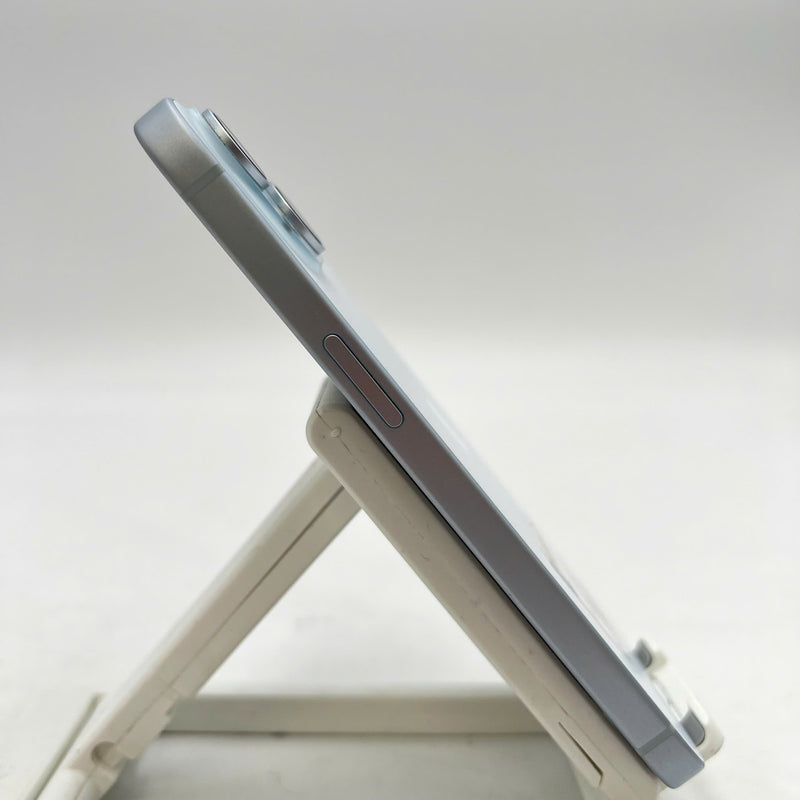 iPhone 15 128GB Blue 98% battery 88% The device has paid off all network bills and is used like an Apple International (light screen scratches, scratched edges) - HH5827 