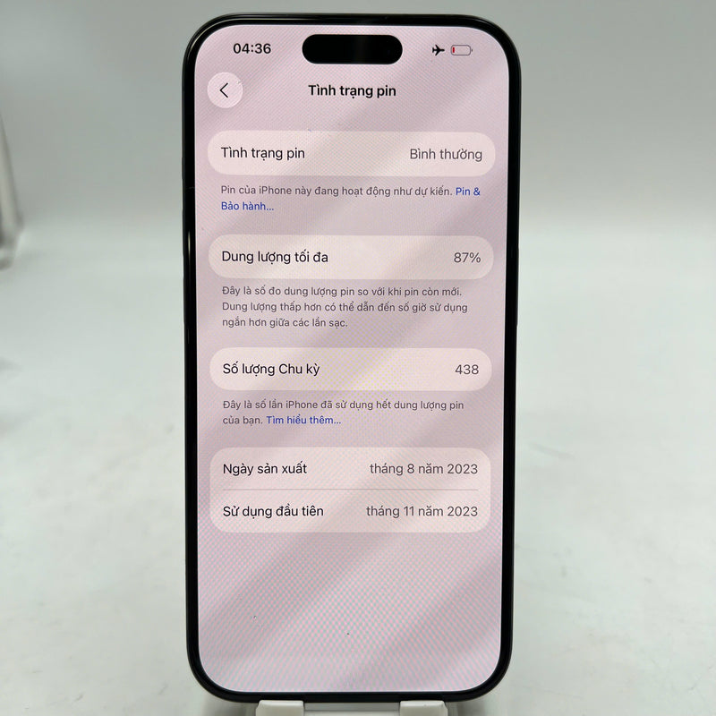 iPhone 15 Pro 128GB Blue 98% battery 87% International from SB (No SB sim - scratches on edges, slightly dark back) - HH5103 