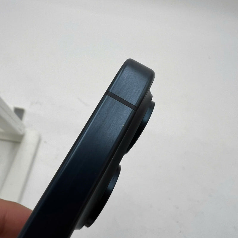 iPhone 15 Pro 128GB Blue 98% battery 87% International from SB (No SB sim - scratches on edges, slightly dark back) - HH5103 