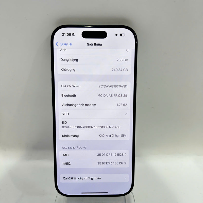 iPhone 16 Pro 256GB Black 98% battery 100% International from SB (No SB sim) - HH5284 