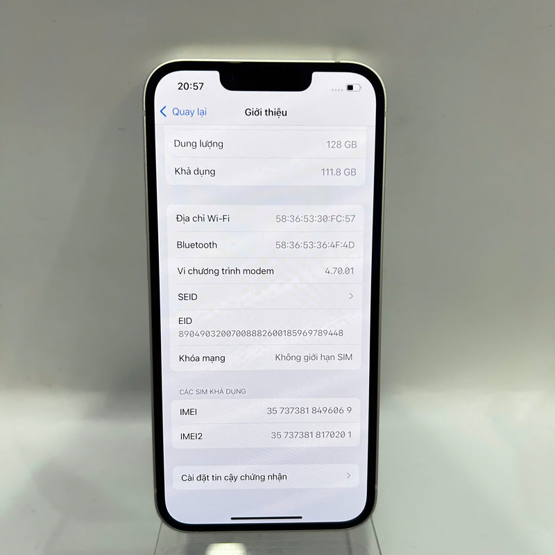 iPhone 13 128GB White 98% battery 87% International from SB (No SB sim) - HH6069 