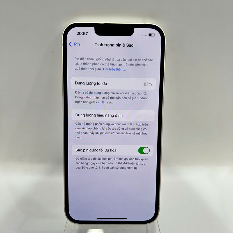 iPhone 13 128GB White 98% battery 87% International from SB (No SB sim) - HH6069 