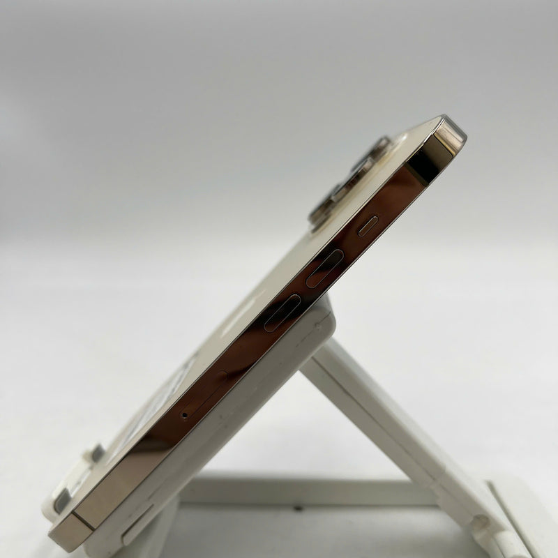 iPhone 14 Pro 256GB Gold 98% battery 87% The device has paid off all network fees and is used like Apple International (genuine battery, 0.5x spots, scratches on the edges, dark back) - HH7731 