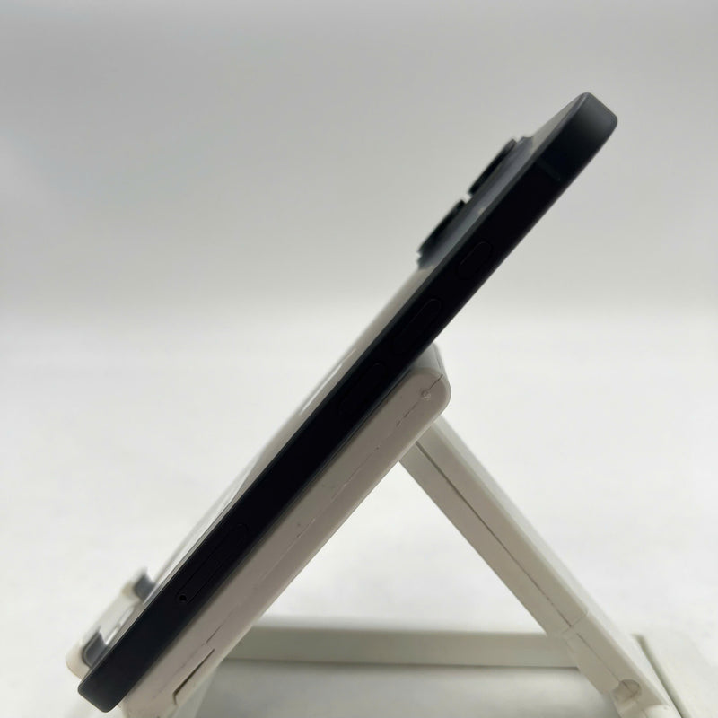 iPhone 16 128GB Black 98% battery 100% International warranty from SB (No SB sim - dark edges, scratches on camera edge) - HH6144 